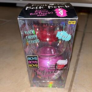 Boyfriend Bath Bombs Onyx Bathhouse Black Cherry Scented Stemless Wineglass